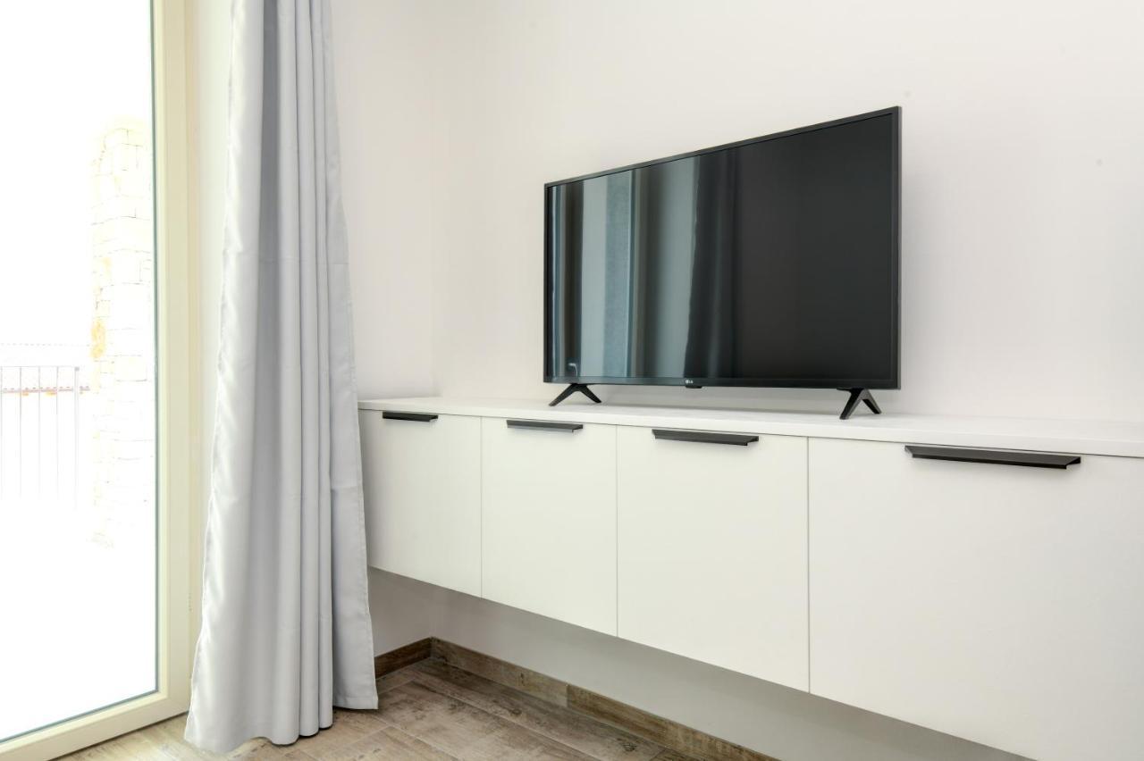 Aparthotel Borgo Ermanno Tignale Esterno foto