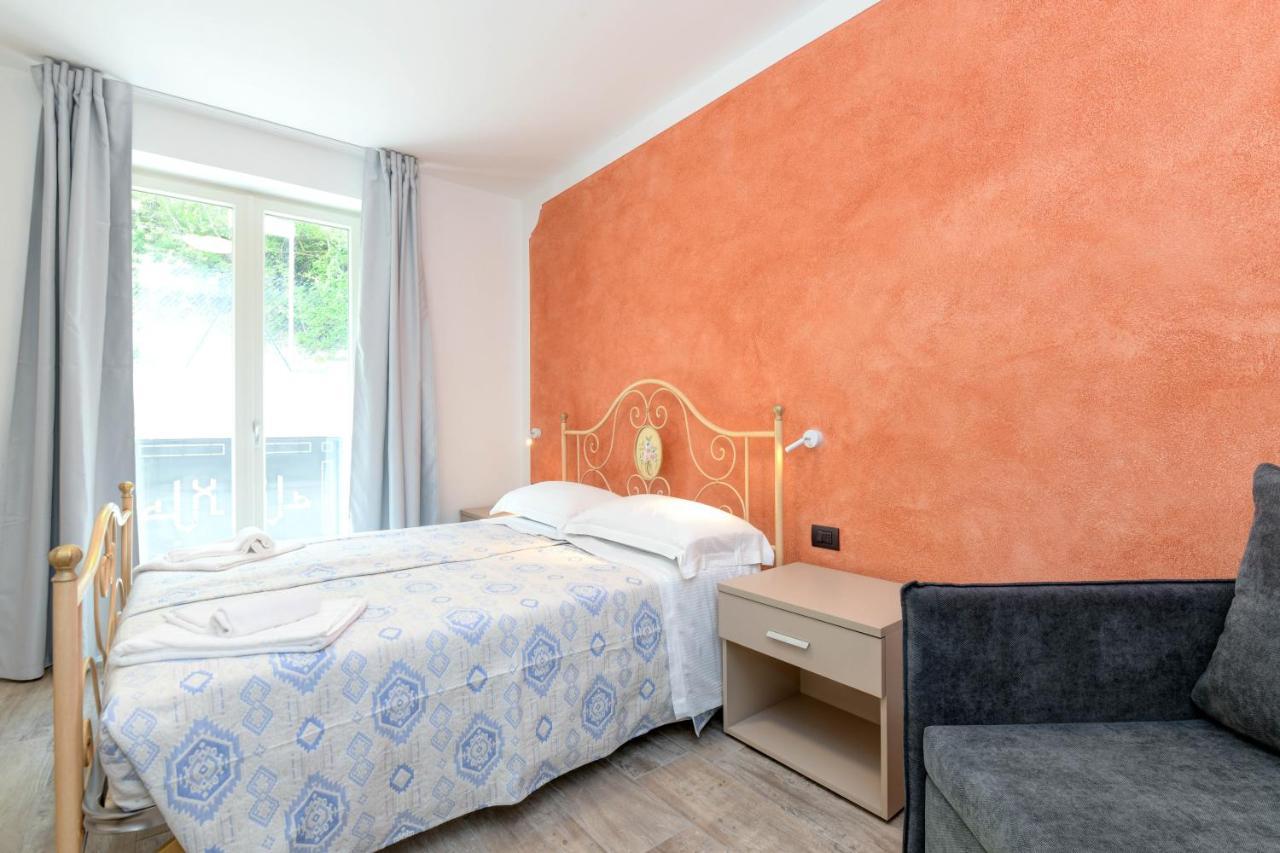Aparthotel Borgo Ermanno Tignale Esterno foto